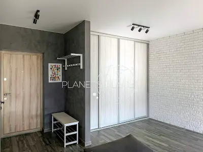квартира за адресою Набережна вул., 8д