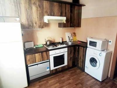 квартира за адресою Захарівська вул., 14
