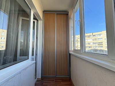 квартира по адресу Сержа Лифаря ул. (Олександра Сабурова), 1а