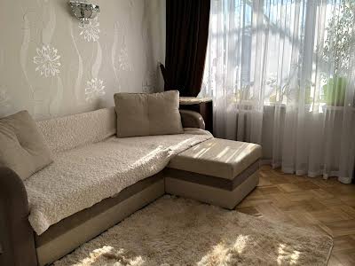 квартира по адресу Деревлянская ул. (Якира), 20-А