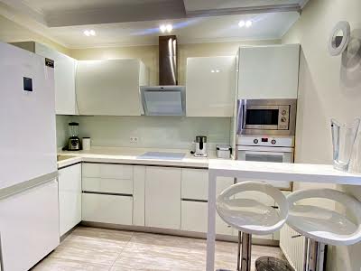 квартира за адресою Регенераторна вул., 4