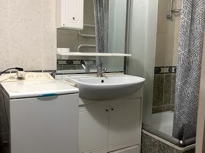 квартира за адресою Новогоспітальна вул. (Щорса пров.), 5