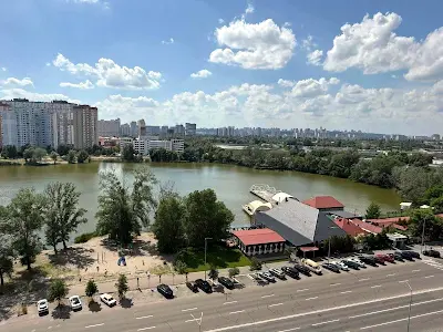квартира за адресою Ревуцького вул., 5