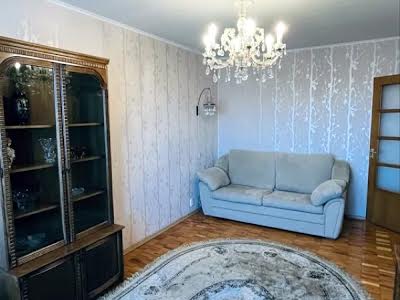 квартира за адресою Вахтанга Кікабідзе вул. (Булгакова), 15-А