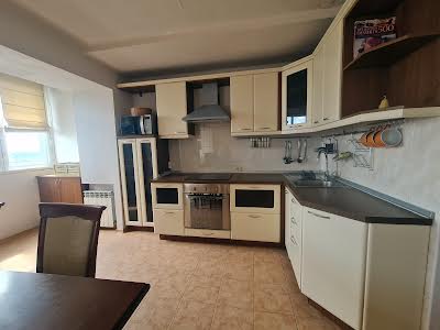 квартира за адресою Донецька вул., 8-А