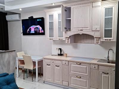 квартира по адресу Киев, Петропавловская ул., 40