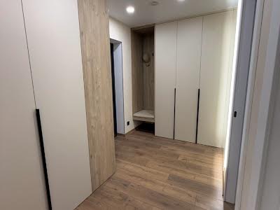 квартира за адресою Михайла Максимовича вул. (Онуфрія Трутенка), 32б