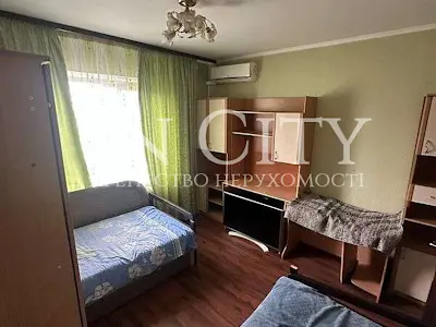 квартира за адресою Дмитра Луценка вул. (Крейсера 