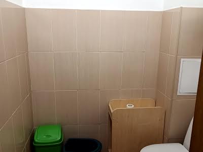 комерційна за адресою Петра Григоренка просп., 15