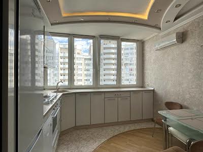 квартира по адресу Авиаконструктора Игоря Сикорского ул. (Танковая), 1-Б