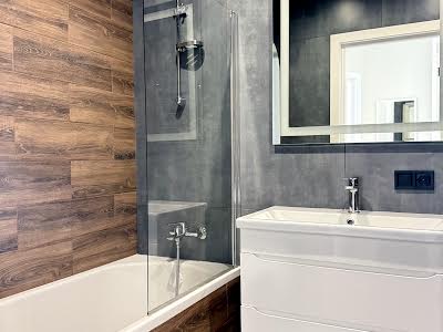 квартира за адресою Корольова, 4