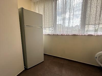 квартира за адресою Академіка Єфремова вул. (Командарма Уборевича), 19-А