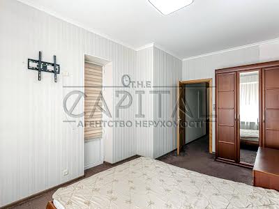 квартира за адресою Андрія Верхогляда вул. (Михайла Драгомирова), 4