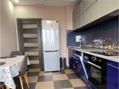 квартира за адресою Бакинська вул., 37д