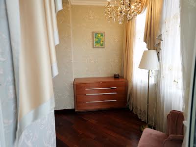 квартира по адресу Леси Украинки бульв., 7-А