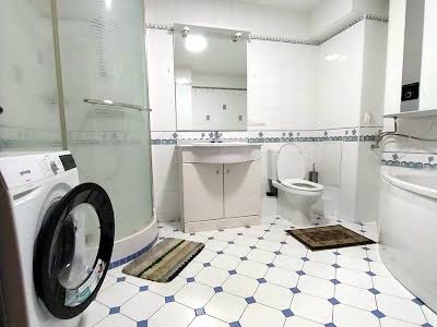 квартира за адресою Новодарницька вул., 6