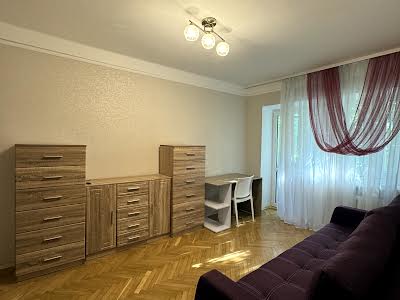 квартира по адресу Бусловская ул., 20