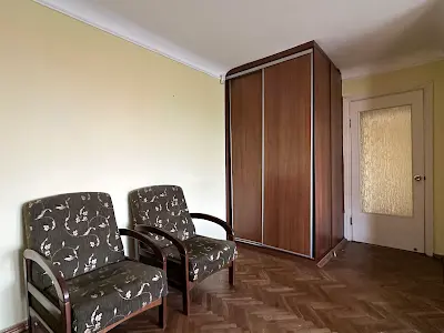 квартира по адресу Стадионная ул., 13