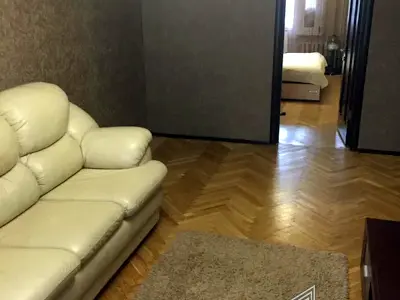 квартира по адресу Олега Мудрака ул. (Генерала Наумова), 37