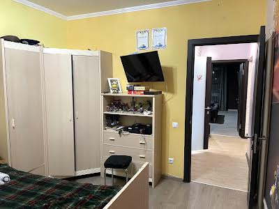 квартира за адресою Милославська вул., 4