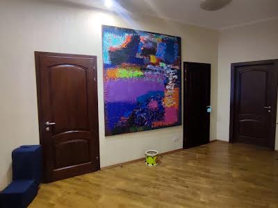 квартира за адресою Старонаводницька вул., 6б