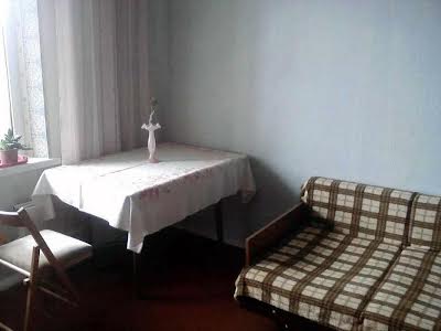 квартира за адресою Наталії Ужвій вул., 8