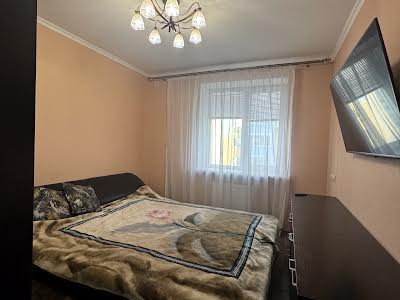 квартира за адресою Боголюбова вул., 35
