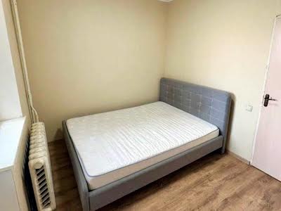 квартира за адресою Київ, Роздільна вул., 17