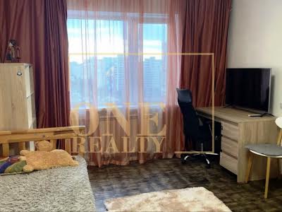 квартира за адресою Ревуцького вул., 21