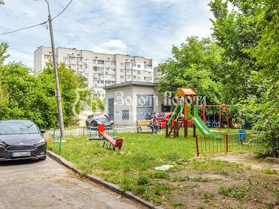 квартира за адресою Петропавлівська вул., 13/8