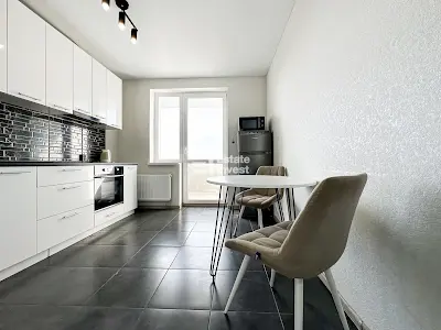 квартира за адресою Миру вул., 11А