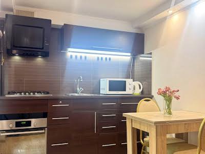 квартира по адресу Кловский спуск, 15