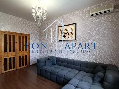 квартира по адресу Берестейский просп. (Победы), 45