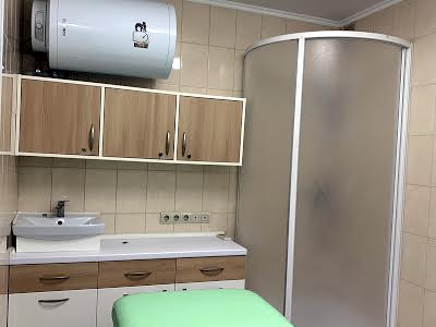 комерційна за адресою Миколи Бажана просп., 32