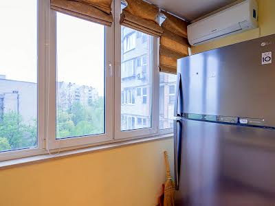 квартира за адресою Степана Руданського вул., 4/6
