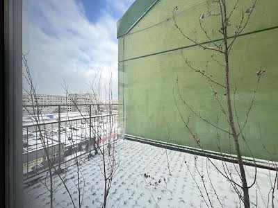 квартира за адресою Регенераторна вул., 4 к2