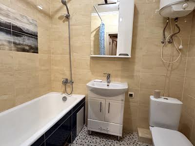 квартира за адресою Родини Крістерів вул., 20б
