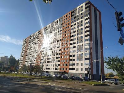 комерційна за адресою Вацлава Гавела бульв. (Івана Лепсе), 28