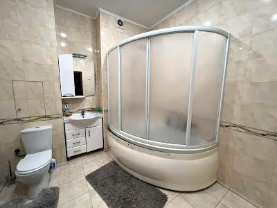 квартира за адресою Старонаводницька вул., 6-Б