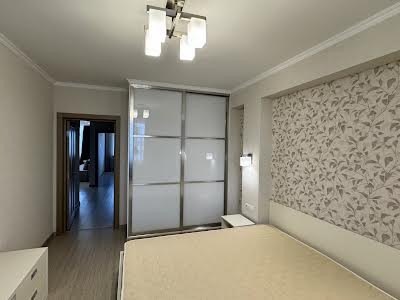 квартира за адресою Федора Ернста вул., 16а