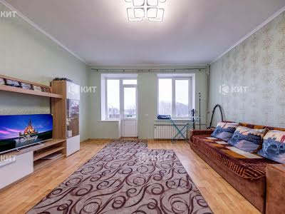 квартира по адресу Защитников Украины пл., 1
