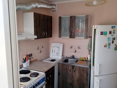 квартира за адресою Пантелеймона Куліша вул. (Челябінська), 15