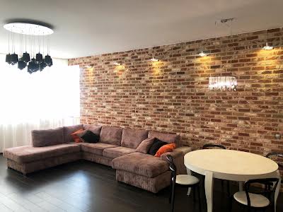квартира за адресою Старонаводницька вул., 6-Б