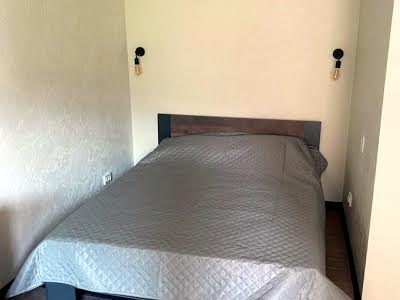 квартира за адресою Петра Радченка вул., 12