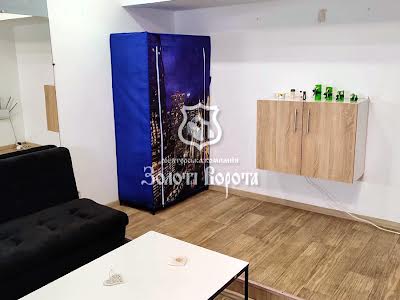 комерційна за адресою Рибальська вул., 13