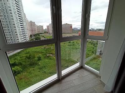 квартира за адресою Драгоманова вул., 2Б