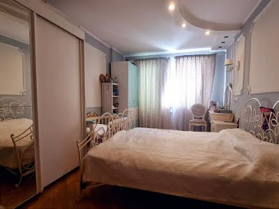 квартира по адресу Сапёрно-Слободская ул., 8
