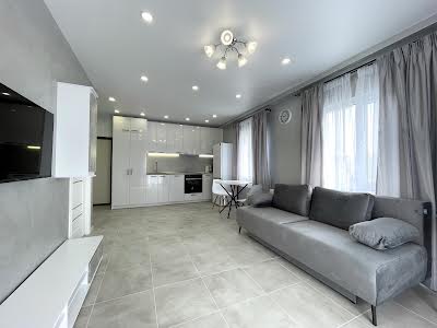 квартира за адресою Михайла Максимовича вул. (Онуфрія Трутенка), 26в