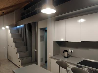 квартира за адресою Регенераторна вул., 4