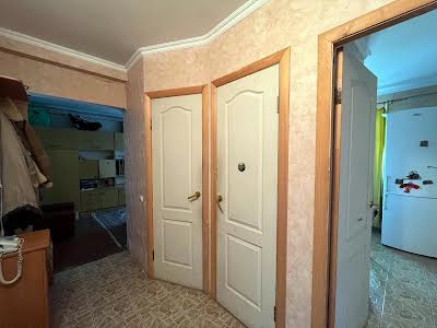квартира за адресою Українка, Дніпровський просп., 8